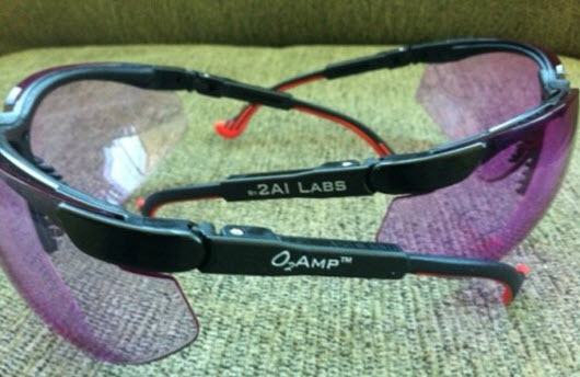 Special Filter-Lensed Glasses Allow Us To See Blood Vessels Under Skin