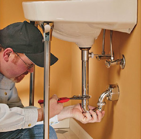 Hiring The Right Plumber For Your Home
