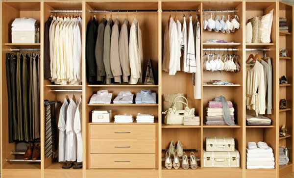 What’s In A Fitted Wardrobe?