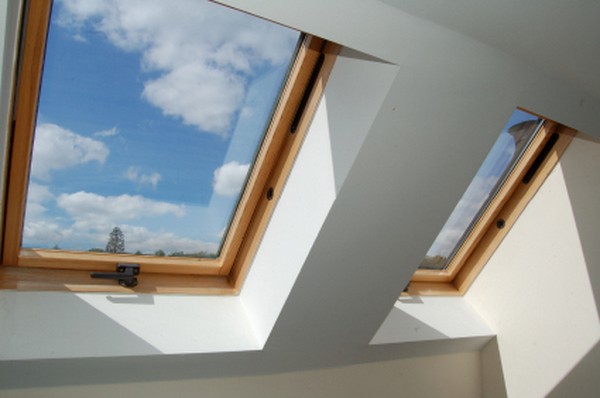The Benefits Of Installing Industrial Skylights To A Office
