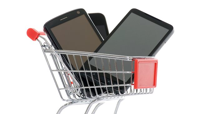 Holiday Shopping Statistics Show More Users Buying Via Mobile Devices