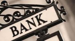 What's The Difference Between Retail and Corporate Banking?