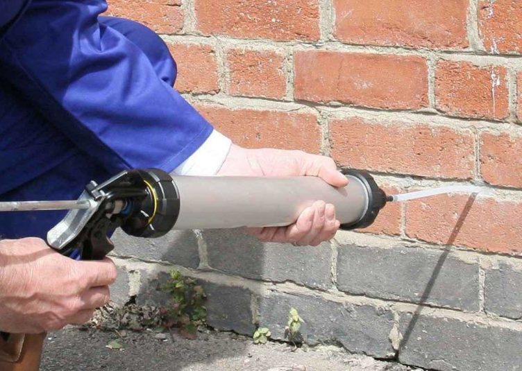 What Are The Best Options Of Damp Proofing London?