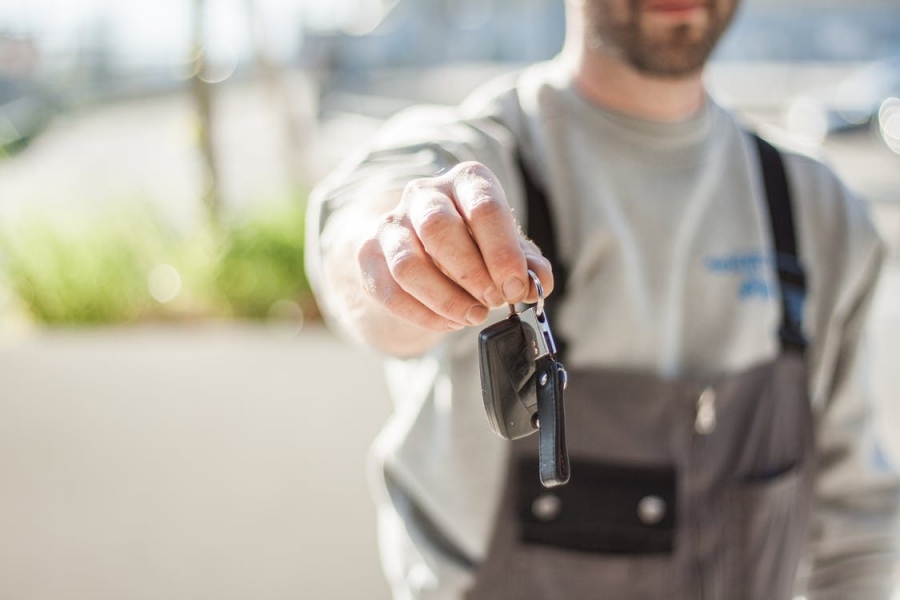 Don't Be Stuck: How To Find A Reliable Locksmith