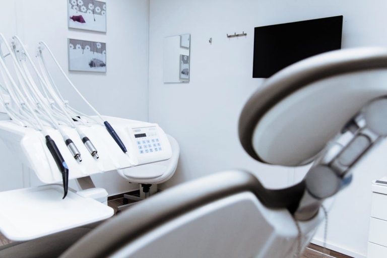 How Do Dentists Increase Patient Comfort during Procedures?