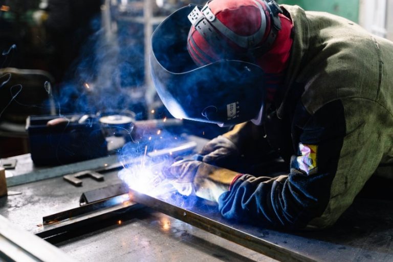4 Qualities To Look For In Welding Equipment That Will Last Years